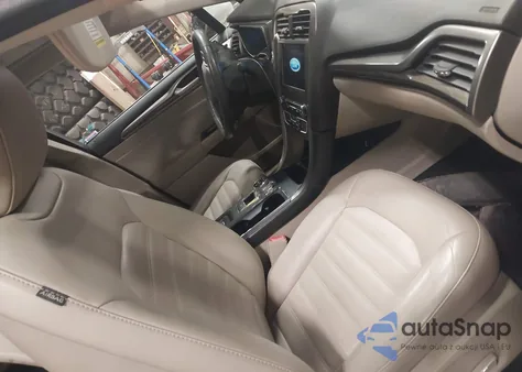 2017 Ford Fusion Se z USA, uszkodzony, nr VIN 3FA6P0HD8HR176986